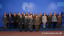 Generl Zmeko na rokovan Vojenskho vboru NATO a E v Bruseli 